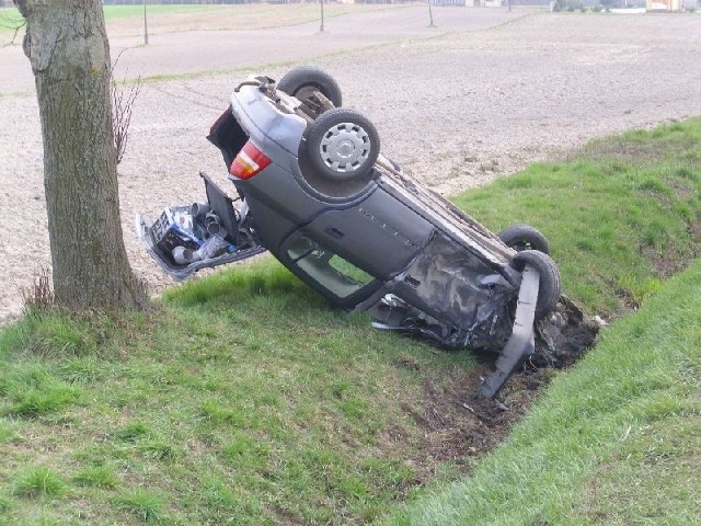 Auto Józefa Syski po wypadku.