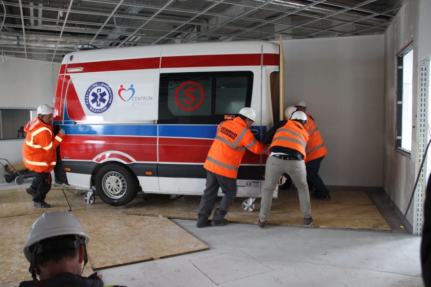 Centrum Symulacji Medycznej: Ambulans wjechał na drugie...