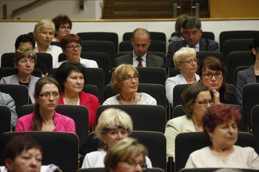 Uniwersytet Trzeciego Wieku w Katowicach - dla aktywnych seniorów