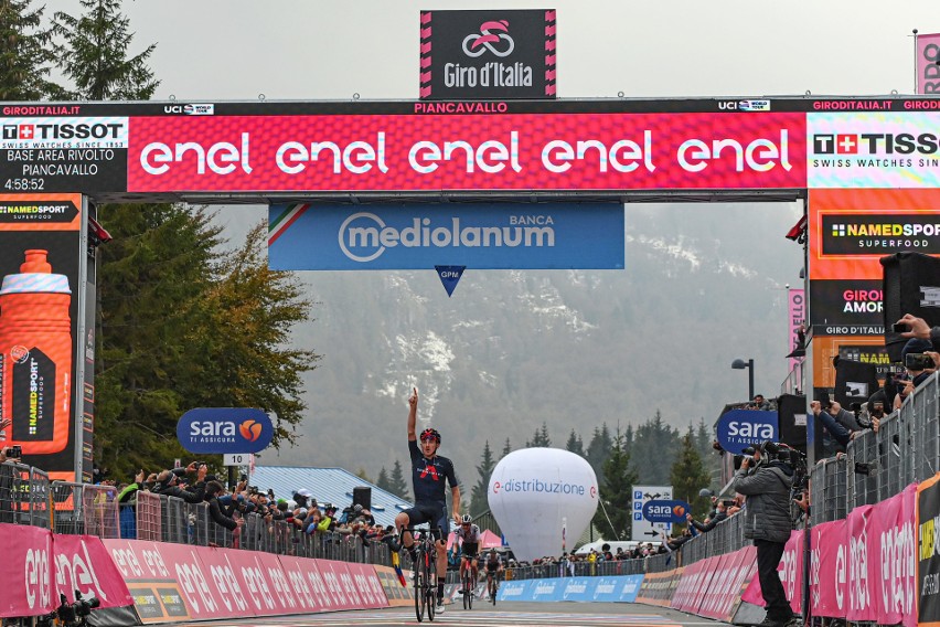 Giro d'Italia: To był dobry weekend Rafała Majki, ale królowali kolarze INEOS Grenadiers. Brytyjska ekipa ma już pięć wygranych etapów