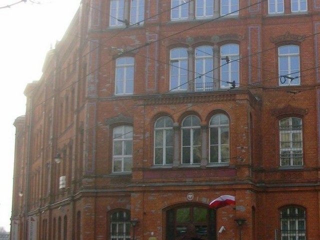Budynek Poczty Polskiej przy ul. Dworcowej w Szczecinie.