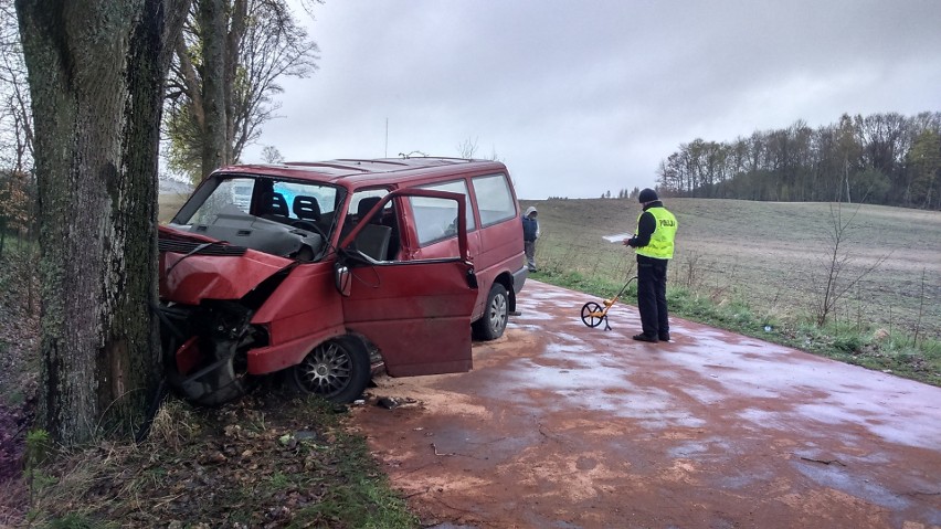 Do wypadku doszło w giminie Barwice na drodze pomiędzy...