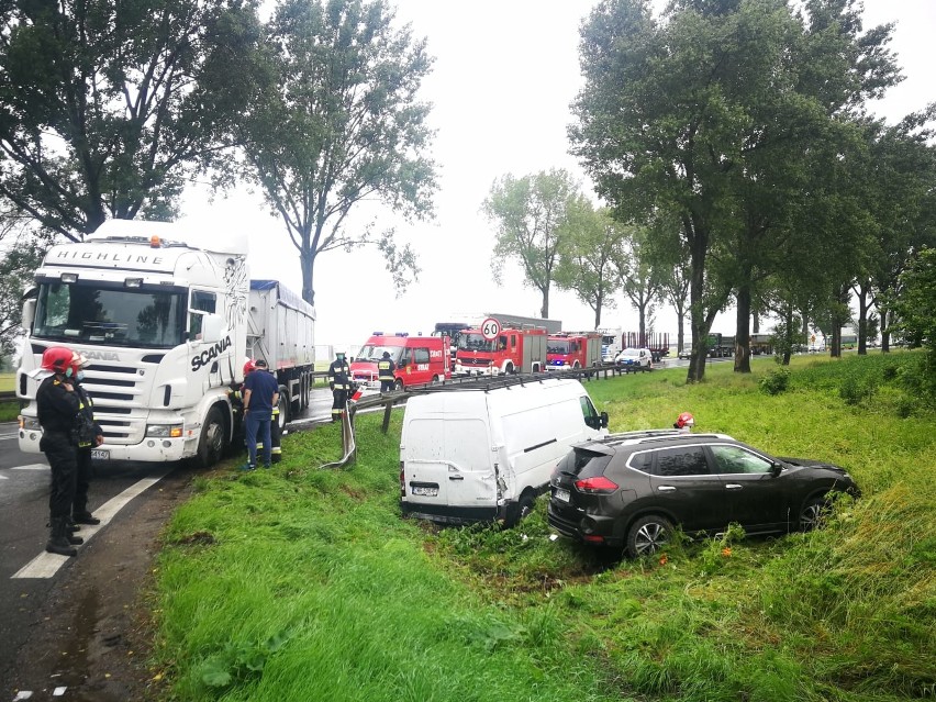 Groźny wypadek na drodze nr 8 Wrocław - Kłodzko (ZDJĘCIA)