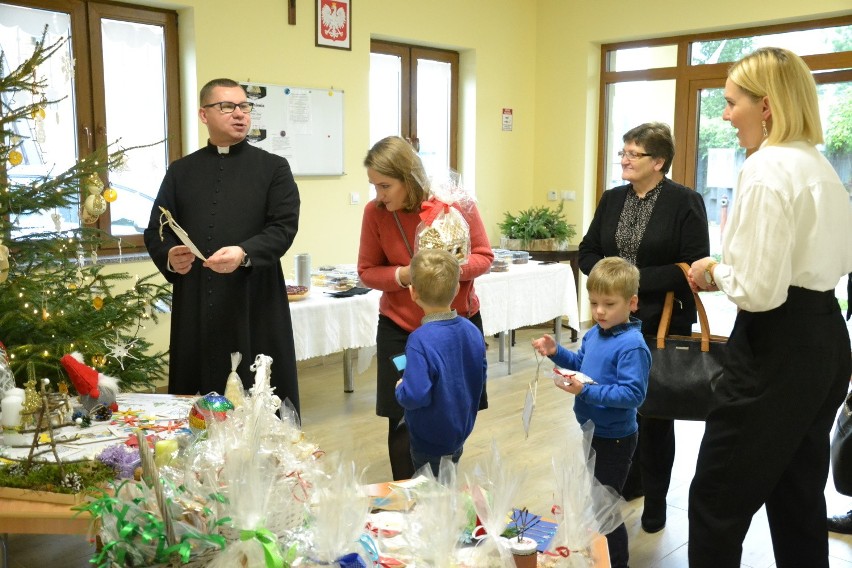 Lipnowskie Przedszkole Katolickie „Oaza” zaprosiło na kiermasz świąteczny. Zainteresowanie było duże!