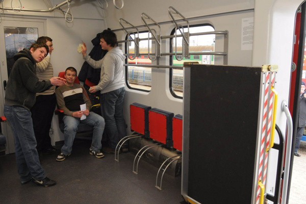 Superpociąg za 8 mln będzie jeździł do Warszawy i Sieradza (galeria zdjęć)