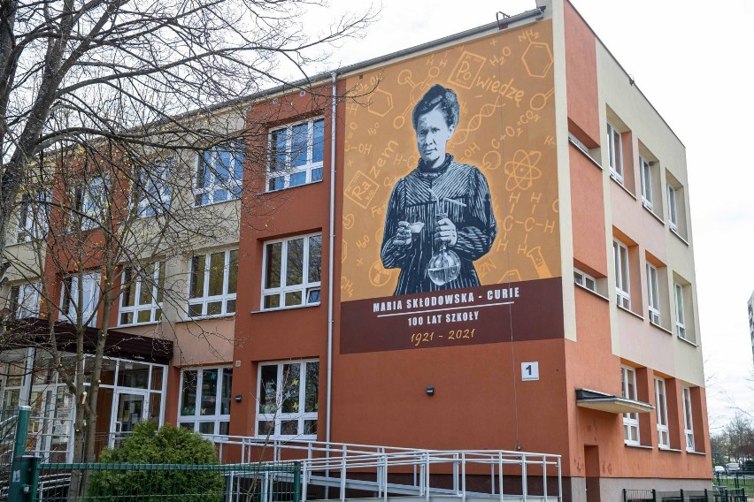 Mural na SP nr 15 w Białymstoku