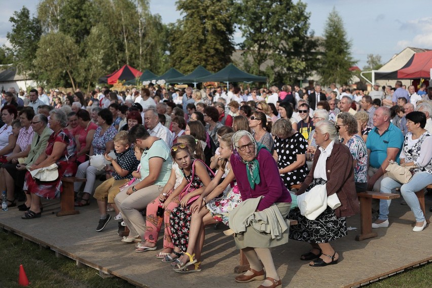 Dożynki w Woli Tesserowej - mieszkańcy gminy Małogoszcz bawili się doskonale