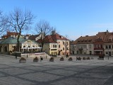 Nocna prohibicja w Sandomierzu bez zakłóceń. Właściciele placówek handlowych dostosowali się do nowych zasad