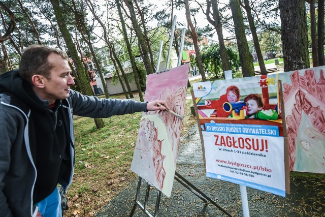 Bartosz Mikołajczyk, artysta i społecznik z Fordonu, tak w roku 2017 promował swój projekt w ramach BBO: Bydgoski Park Sztuki