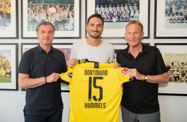 Mats Hummels raz jeszcze dołączył do Borussii Dortmund