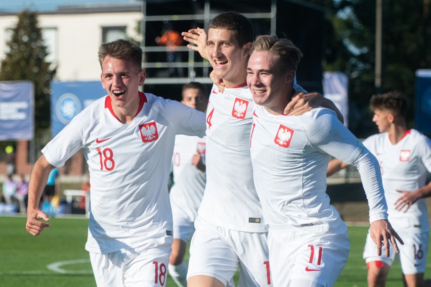 Reprezentacja Polski do lat 19 wygrała 4:0 z rywalami z...
