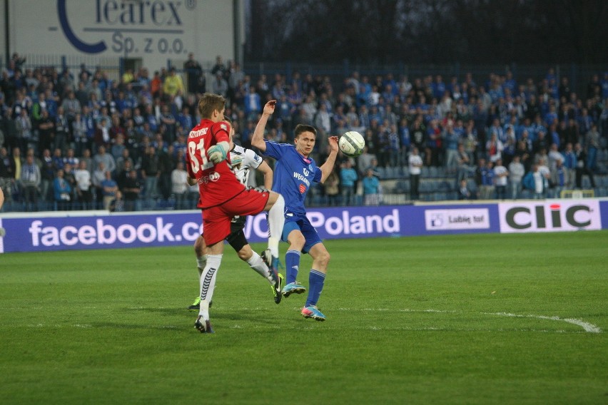 Ruch Chorzów - Polonia Warszawa 2:1 [RELACJA]  Urodzinowy prezent dla Niebieskich