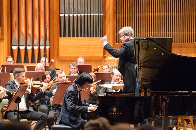 Poprzedni, XI Międzynarodowy Konkurs dla Młodych Pianistów Arthur Rubinstein in memoriam odbył się w 2017 r. Przy fortepianie Schengye Cheng z Chin - laureat VI miejsca