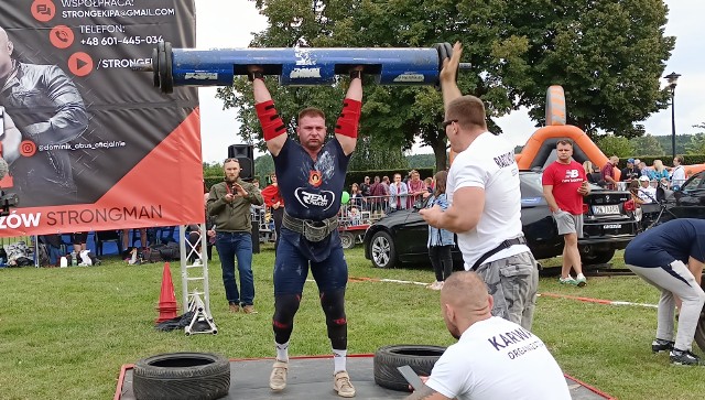 Szymon Holesiński odnosi coraz większe w zawodach strongmanów