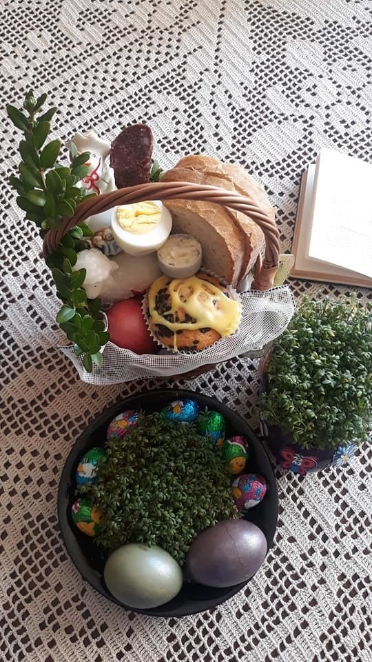 Wielkanocne koszyki pań z KGW w Borowym Młynie