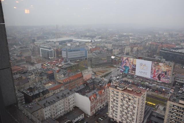 Katowicki rynek z 27. piętra wieżowca Altus