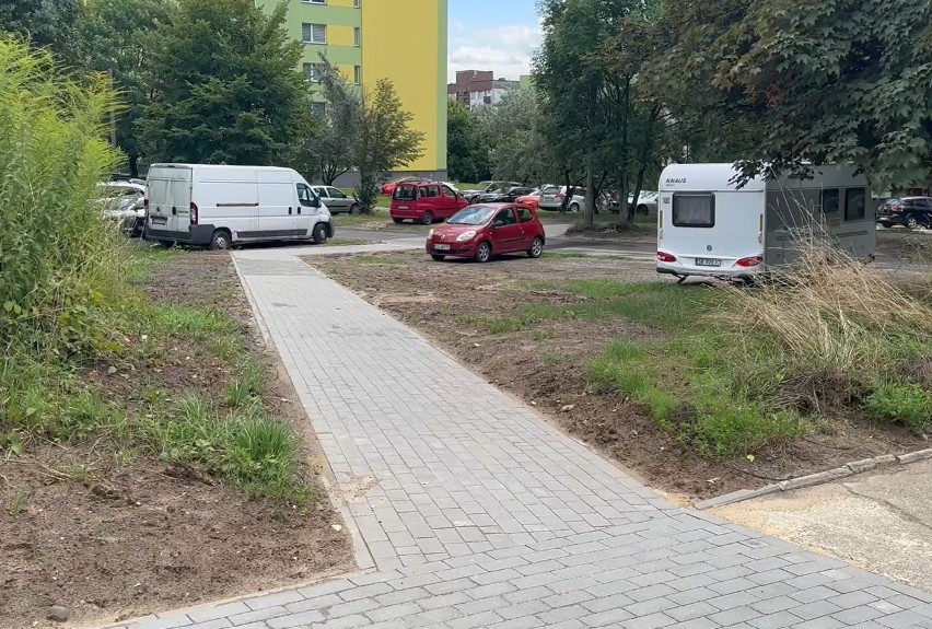 Wyremontowany chodnik na ulicy Białostockiej w Sosnowcu