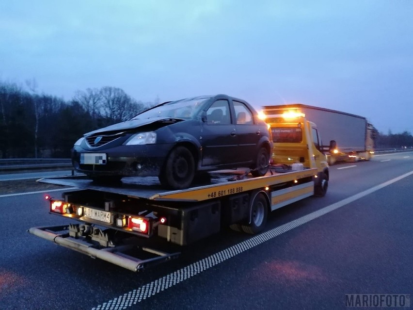 Dachowanie dacii na autostradzie A4 na wysokości...