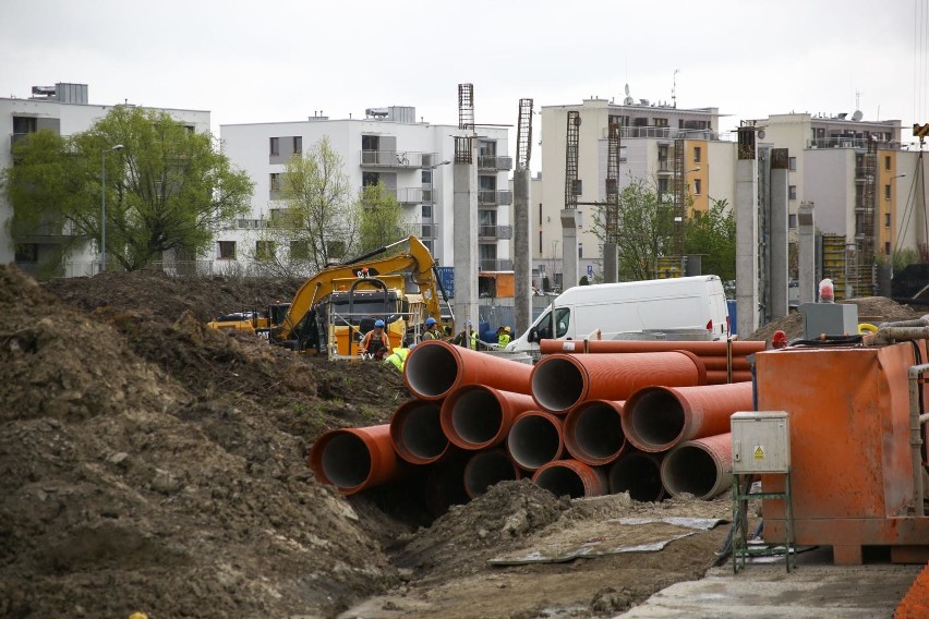 Kraków. Trwa rozbudowa największego centrum handlowego na Ruczaju [ZDJĘCIA]