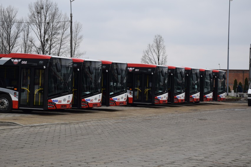 Częstochowa: Nowe solarisy przyjechały już do zajezdni MPK