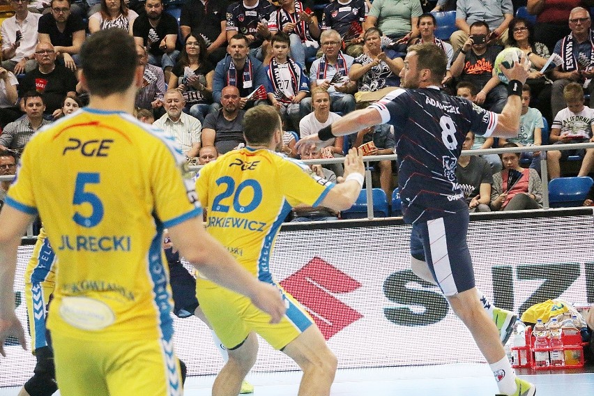 14 bramek zaliczki piłkarzy ręcznych PGE VIVE Kielce w Kaliszu. Można myśleć o półfinale