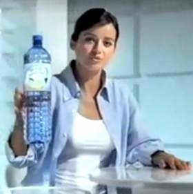 Reklama wody Veroni Mineral Fit, w której wystąpiła aktorka Anna Przybylska, wprowadzała konsumentów w błąd