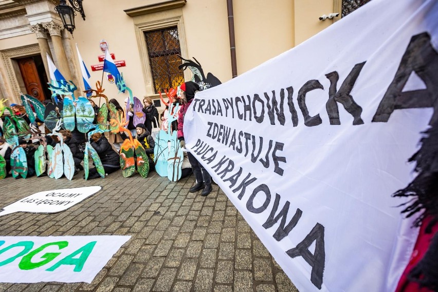 Protest pod Urzędem Miasta Krakowa