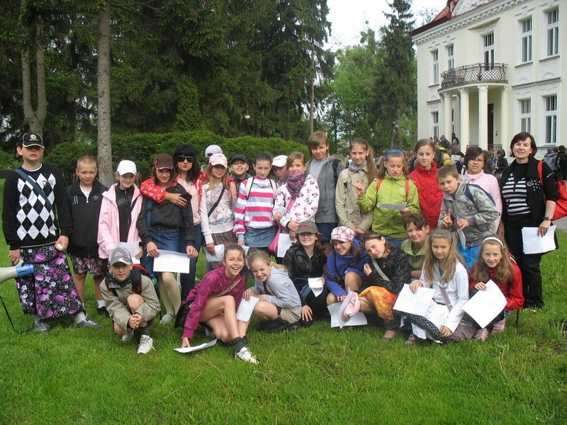 Uczestnicy rajdu zwiedzili Muzeum Witolda Gombrowicza we...