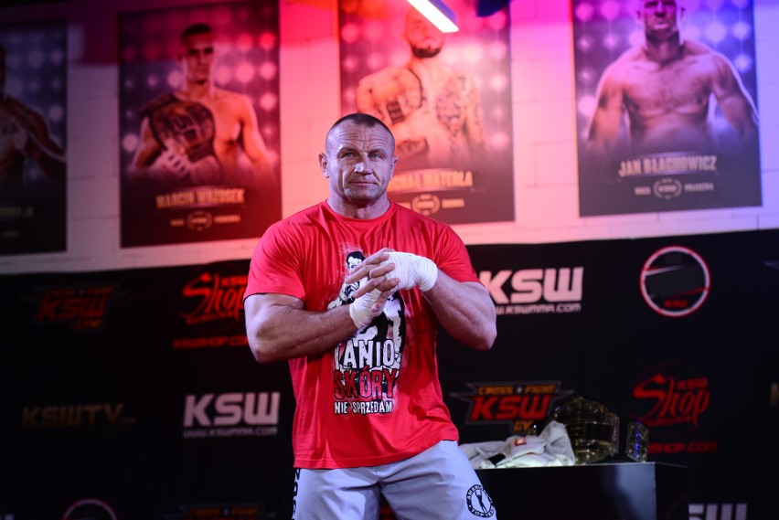 KSW 47: Pudzianowski vs. Kołecki online na żywo. De Vries...