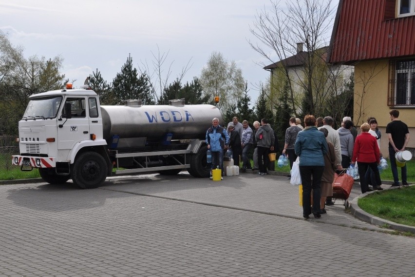 Pitnej wody pozbawionych jest 7 tys. mieszkańców Sławkowa