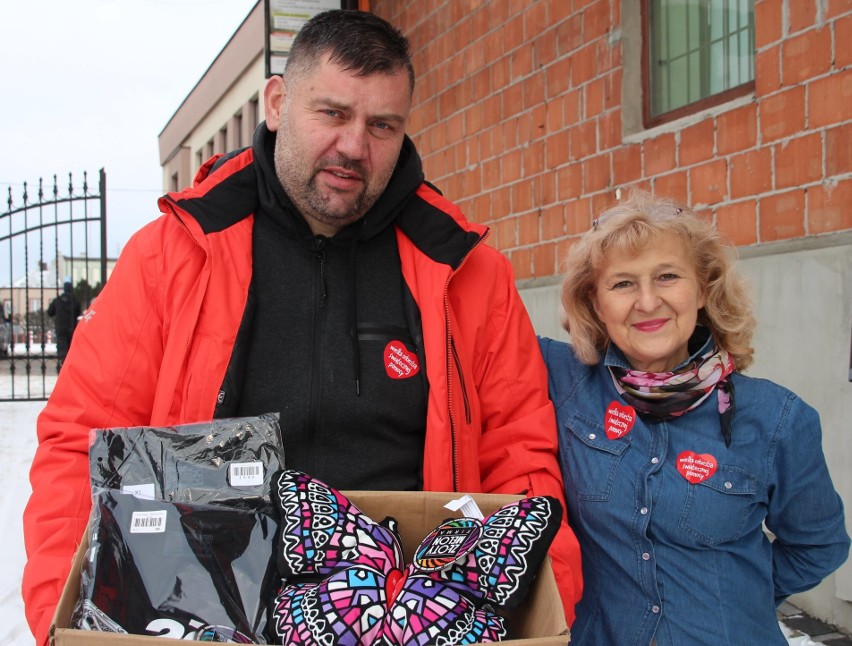 WOŚP 2019 w Lipsku i powiecie lipskim. Prawie 200 wolontariuszy od rana kwestuje w Lipsku i gminach. Koncerty w Lipsku i Ciepielowie