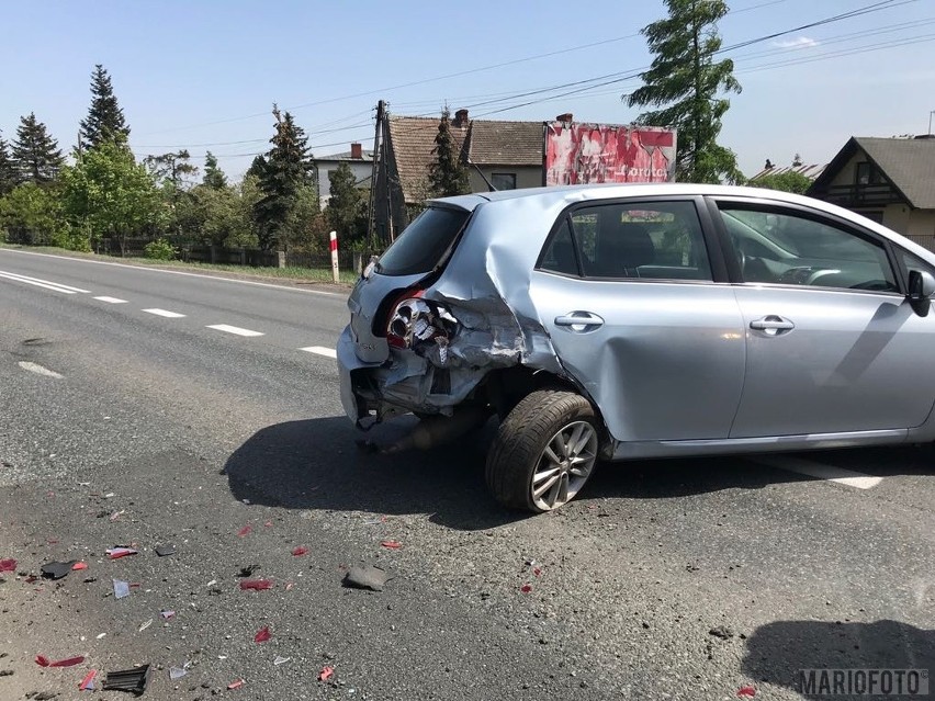 Zderzenie hyundaia z toyotą w Zawadzie pod Opolem.