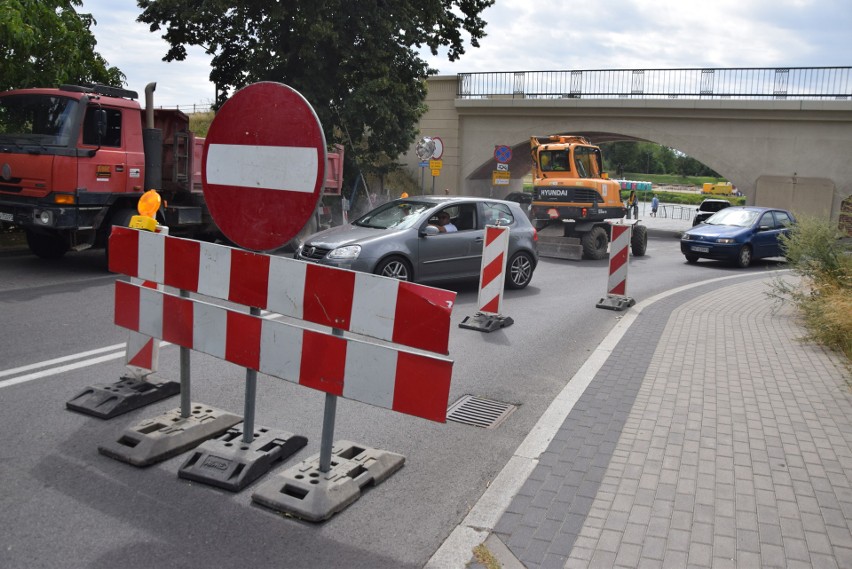 Skrzyżowanie ul. Spichrzowej z Hejmanowskiej dostępne jest...