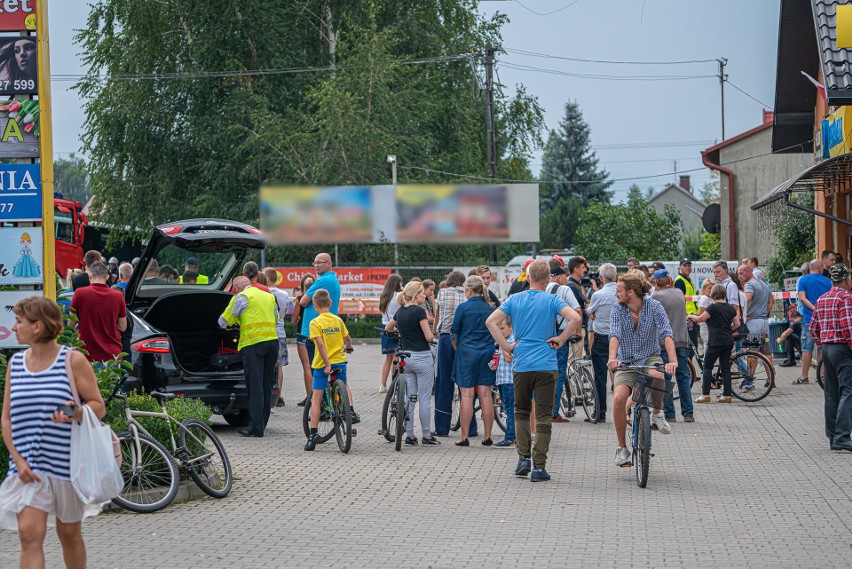 Dramatyczny wypadek w Świniarsku uznano za katastrofę w ruchu lądowym. Sprawcy grozi do 8 lat więzienia 