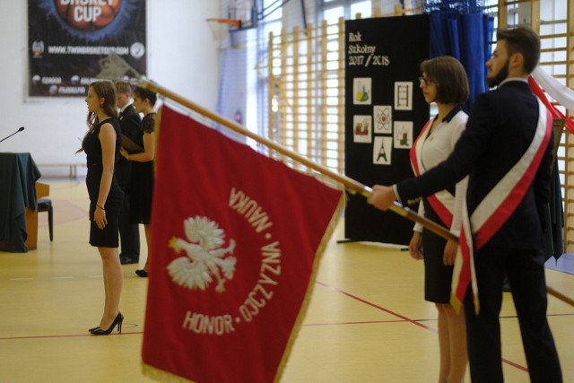 Pierwszy dzień szkoły to zwykle uroczyste rozpoczęcie roku szkolnego. Co przede wszystkim warto wiedzieć?