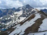Lawiny w Tatrach już nie zagrażają. Ale za to trzeba uważać na płaty śniegu
