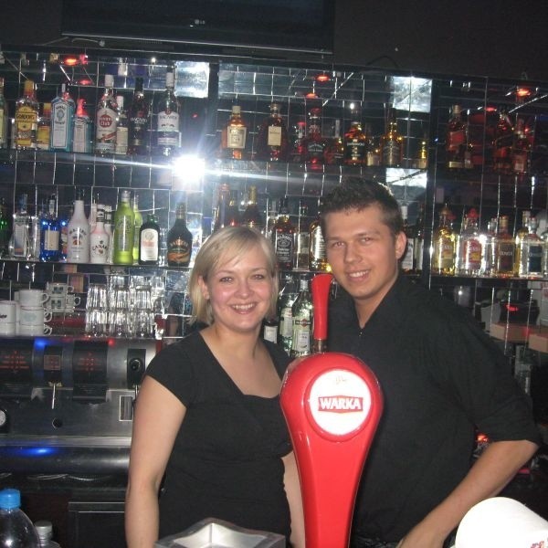 Anita i Piotrek, barmani Czekolada Club, podadzą najbardziej wykwintne markowe alkohole. Nie zabraknie najlepszych tequili.