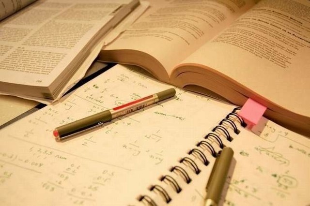 Odpowiedzi z matury 2013 z matematyki na poziomie podstawowym opublikujemy w serwisie EDUKACJA tuż po zakończeniu egzaminu