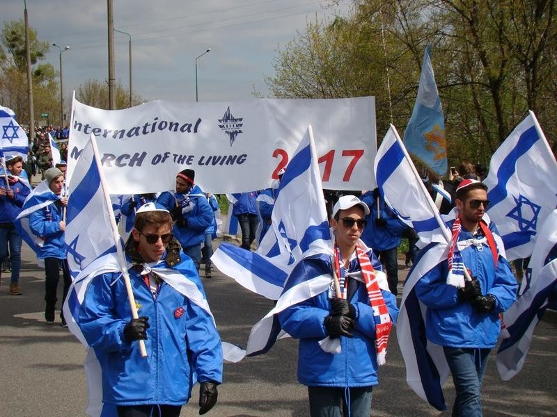 26 Marsz Żywych przeszedł z byłego niemieckiego obozu Auschwitz I do Auschwitz II Birkenau