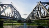 Irpień. Odbudowano most kolejowy, przywrócono połączenie z Kijowem