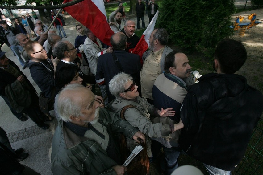 Wiec w Katowicach na placu Wolności: "Stop agresji Sowietów" [ZDJĘCIA]