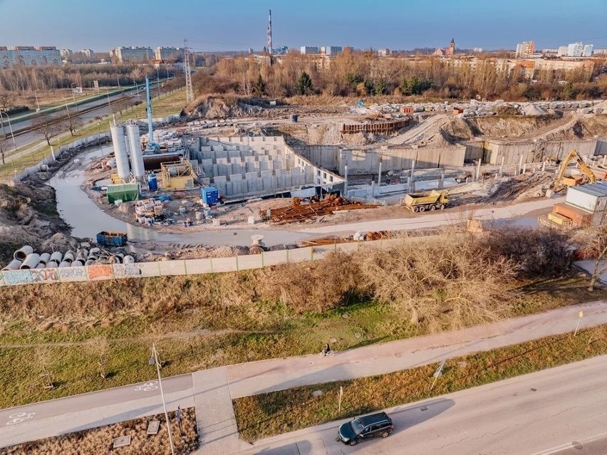 Budowa stacji Łódź Koziny z lotu ptaka