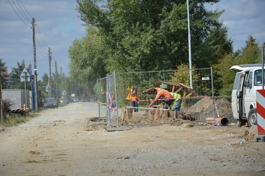 Trwa budowa kanalizacji na Polanowicach