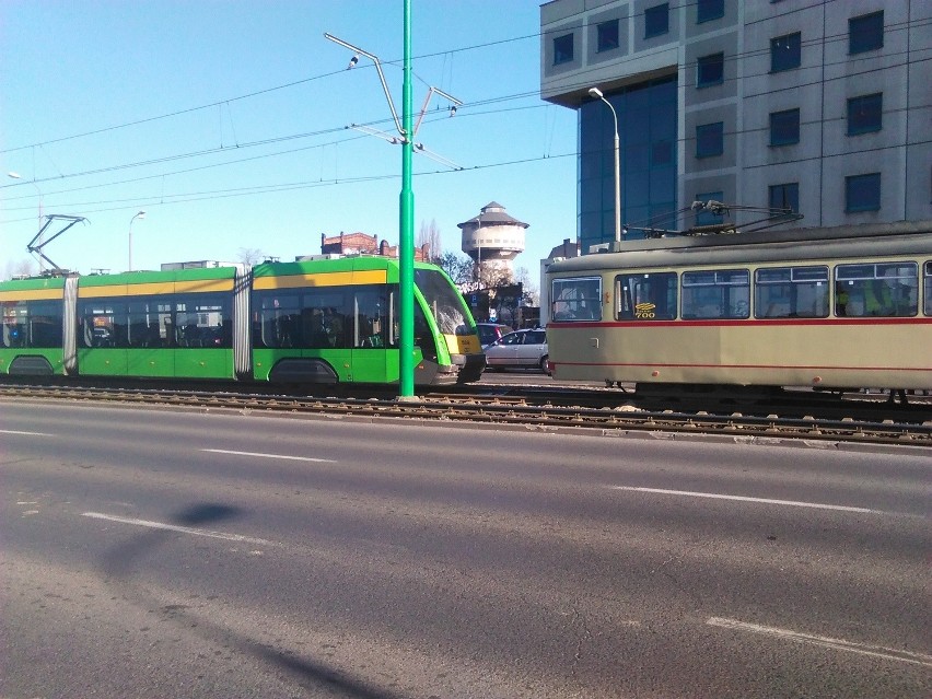 Wypadek tramwajowy na Hetmańskiej. Są ranni