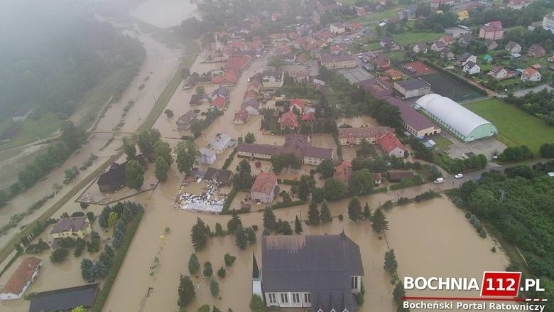 Łapanów. Zalew przyczyną powodzi w Łapanowie - uważają eksperci z Wód Polskich