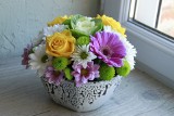 Jesienią i zimą nie rezygnuj z kwiatów. Polecamy najtrwalsze kwiaty do wazonu, które łatwo kupić właśnie teraz. Ozdobią dom i poprawią humor