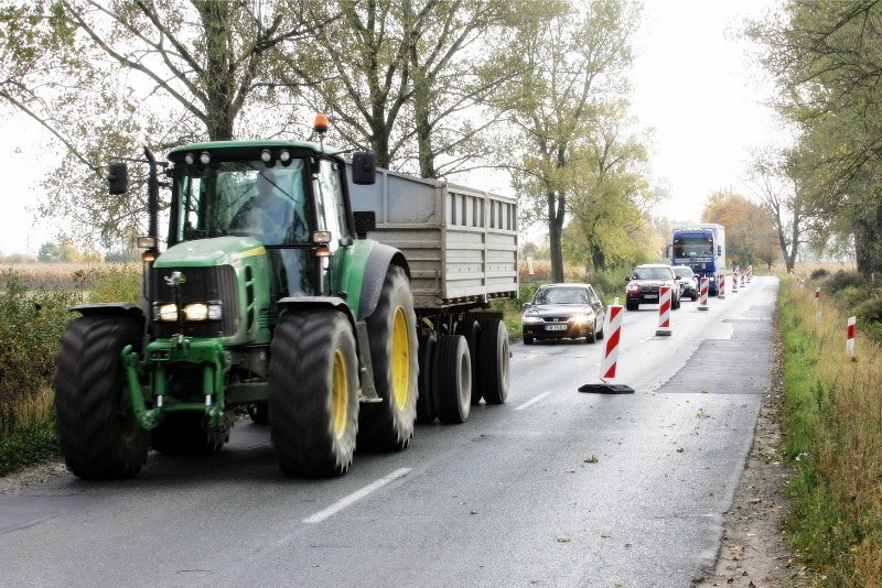 Rozpoczął się remont drogi Wrocław - Strzelin. Kierowcy jeżdżą objazdami (ZDJĘCIA, MAPKA)