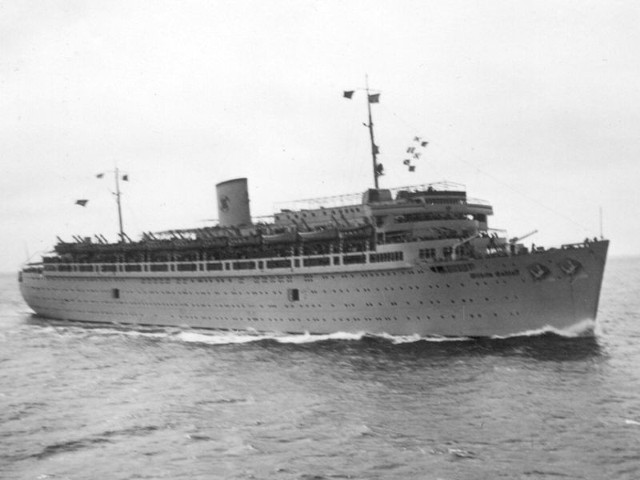 "Wilhelm  Gustloff&#8221; &#8211; nazwany imieniem i nazwiskiem zastrzelonego w szwajcarskim Davos Landesgruppenleitera NSDAP na Szwajcarię, zbudowany został w latach 1936-38 w stoczni Blohm und Voss w Hamburgu.