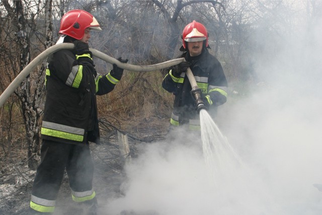 Do tragicznego pożaru doszło przy ulicy Młyńskiej w Kcyni. Strażacy znaleźli ciało.
