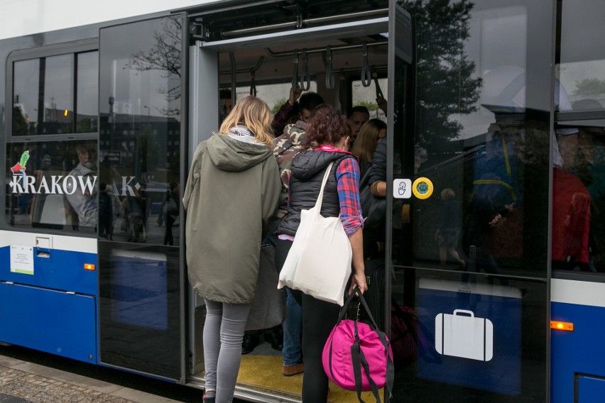 Kraków jest liderem w... cięciu kursów pojazdów MPK